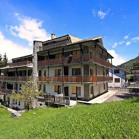 Besson Aparthotel