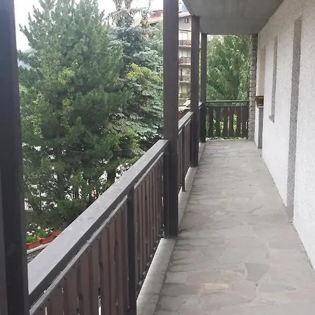 Besson Hotel apartamentowy