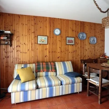 Apart Otel Besson 3*